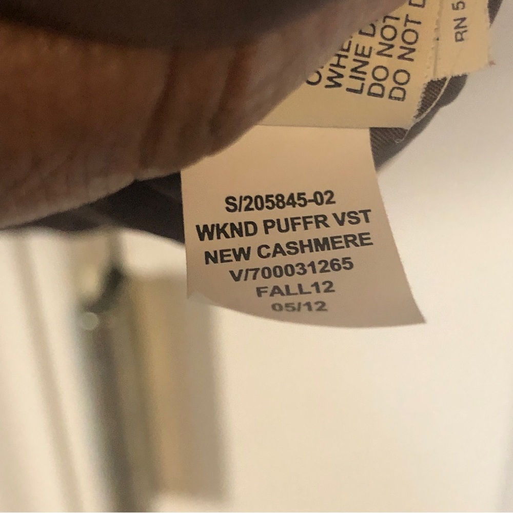 GAP Tan Brown Puffer Vest - Picture 8 of 8